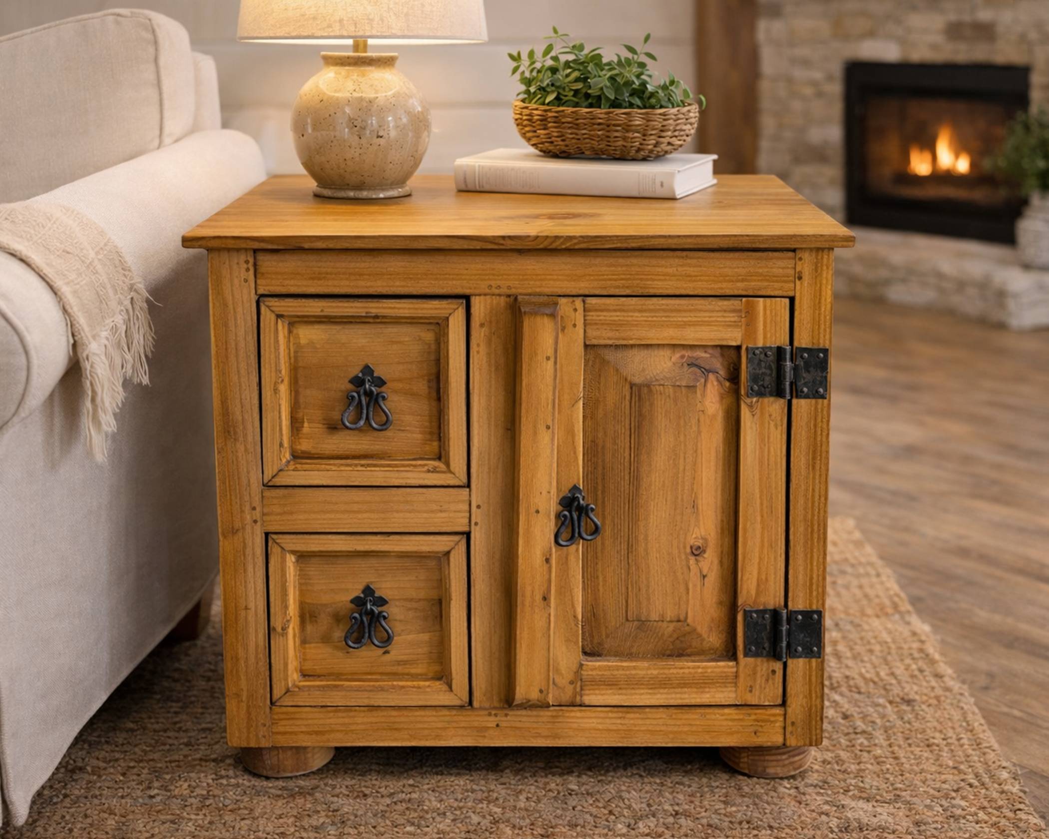 (image for) Multiuso End Table (1 in Stock)