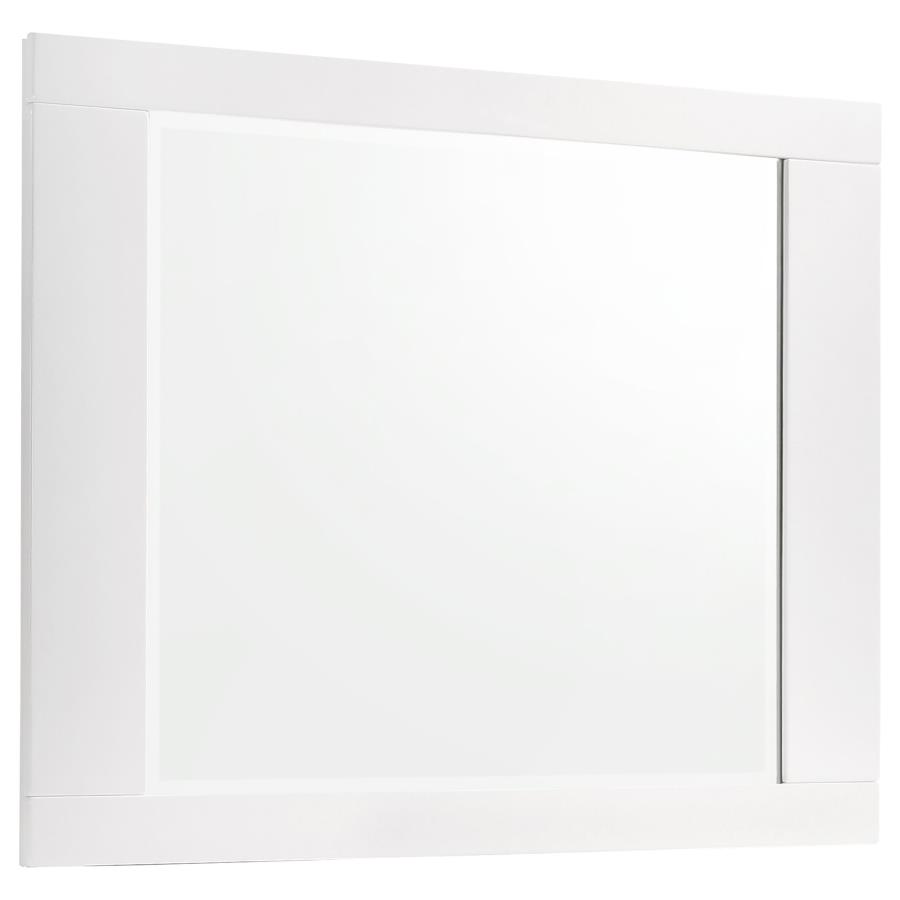 Felicity 4-piece Queen Bedroom Set White High Gloss