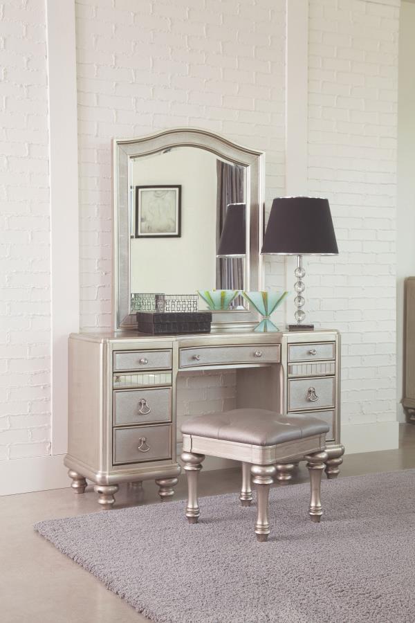 Modal Additional Images for Bling Game 9-drawer Vanity Table Metallic Platinum