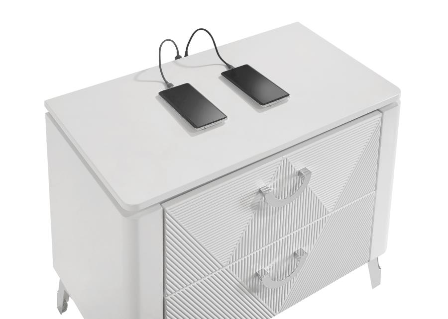 Cassia 4-piece Queen LED Bedroom Set White High Gloss