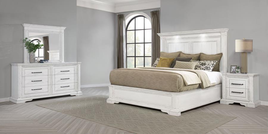 (image for) McKinney 4-piece Eastern King Bedroom Set Vintage White