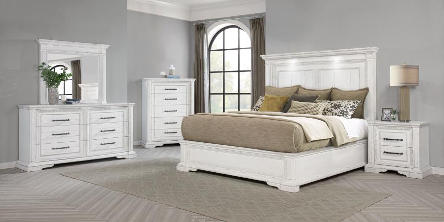 (image for) McKinney 5-piece California King Bedroom Set Vintage White