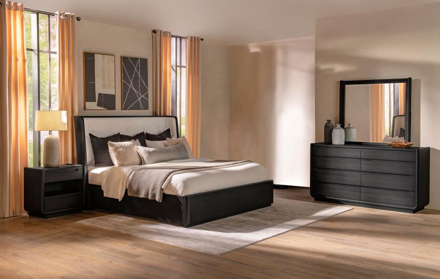 (image for) Leandro 4-piece California King Bedroom Set Burnished Black