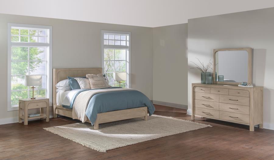 (image for) Solano 4-piece Queen Bedroom Set Weathered Mango