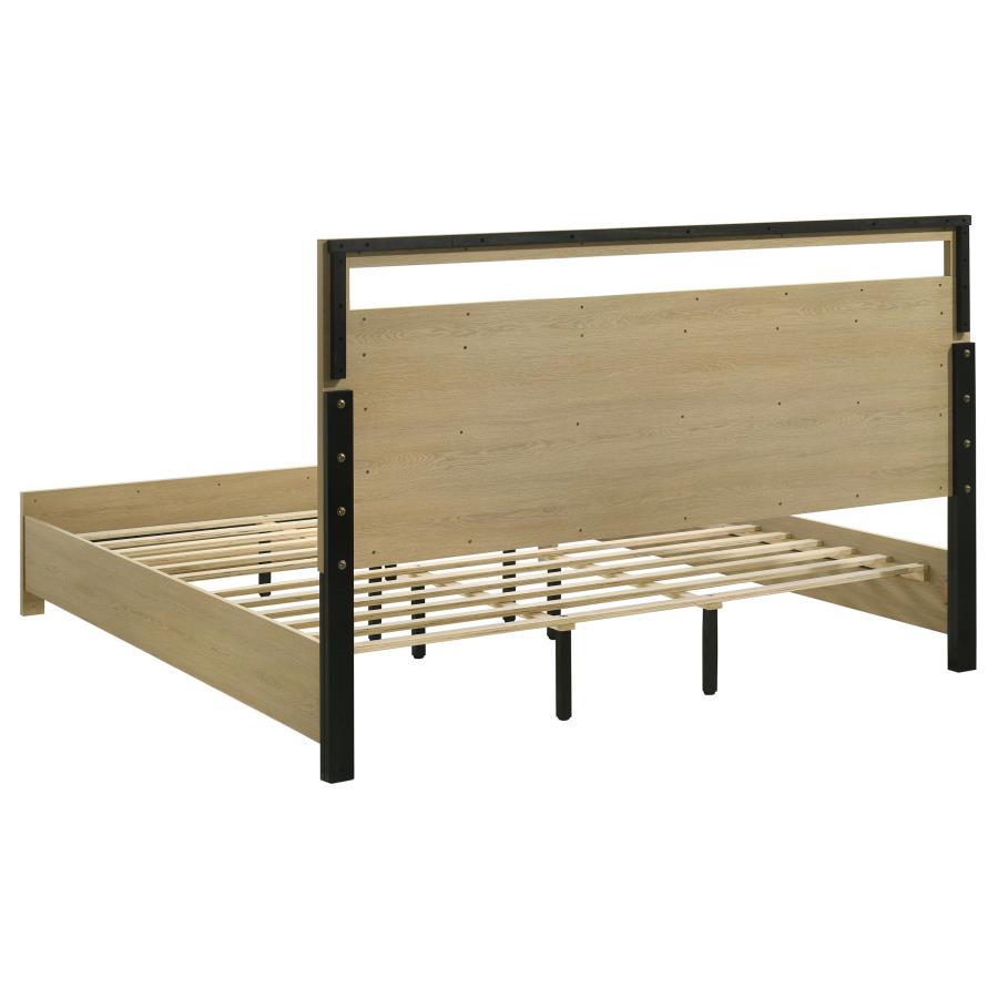 Hendricks 4-piece Eastern King Bedroom Set Light Oak