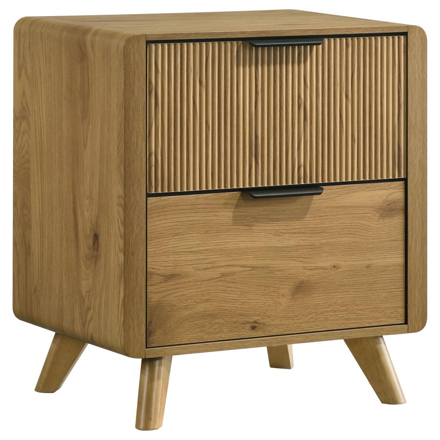 Bennett 5-piece Queen Bedroom Set Light Oak