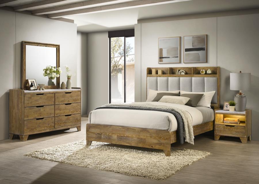 (image for) Henderson 4-piece Eastern King Bedroom Set Medium Oak