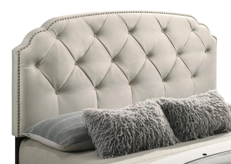 Marianna 4-drawer Upholstered Queen Storage Bed Cream