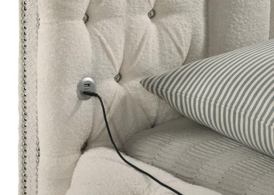 Sonya 4-piece Upholstered Queen Bedroom Set Ivory